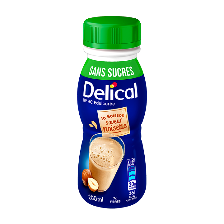 Bouteille de Delical HP HC Édulcorée saveur noisette sans sucres 200 ml. Boisson hyperprotidique et hypercalorique avec édulcorants, bouteille bleue avec bouchon vert, visuel d'un verre de boisson saveur noisette et indication de 20 g de protéines, 7 g de fibres et 361 kcal pour 200 ml.
