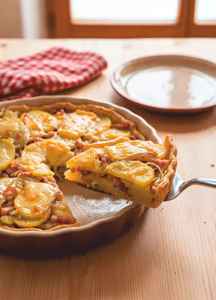 Tarte savoyarde aux pommes de terre enrichie en protéines.